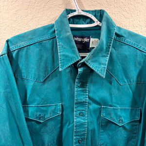 Blue Vintage 80-90s Wrangler Denim button-up shirt